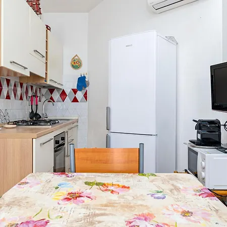 Holiday home Domus Dejana