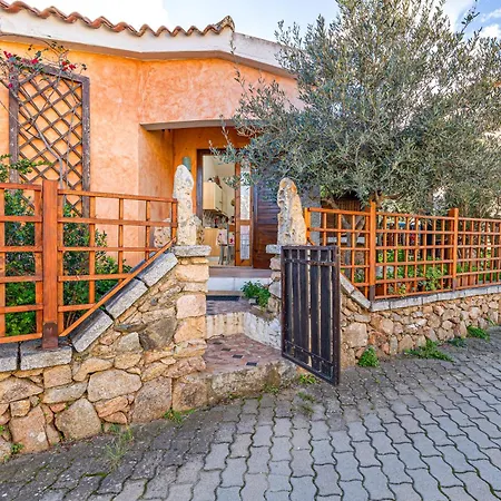 Holiday home Domus Dejana