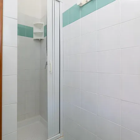 Domus Dejana سان تيودورو